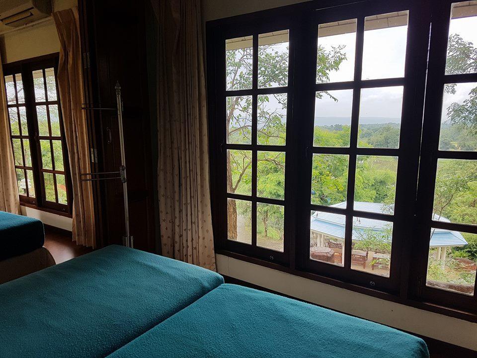 Rai Fhun Pen Jing Hotel Nakhonratchasima Buitenkant foto
